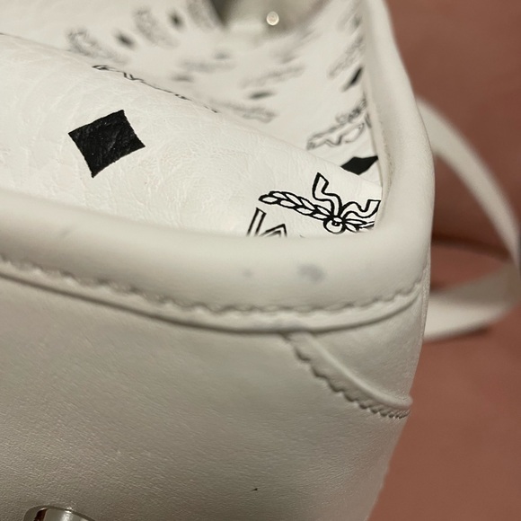 MCM X-large MÜNCHEN TOTE in White - Picture 4 of 9